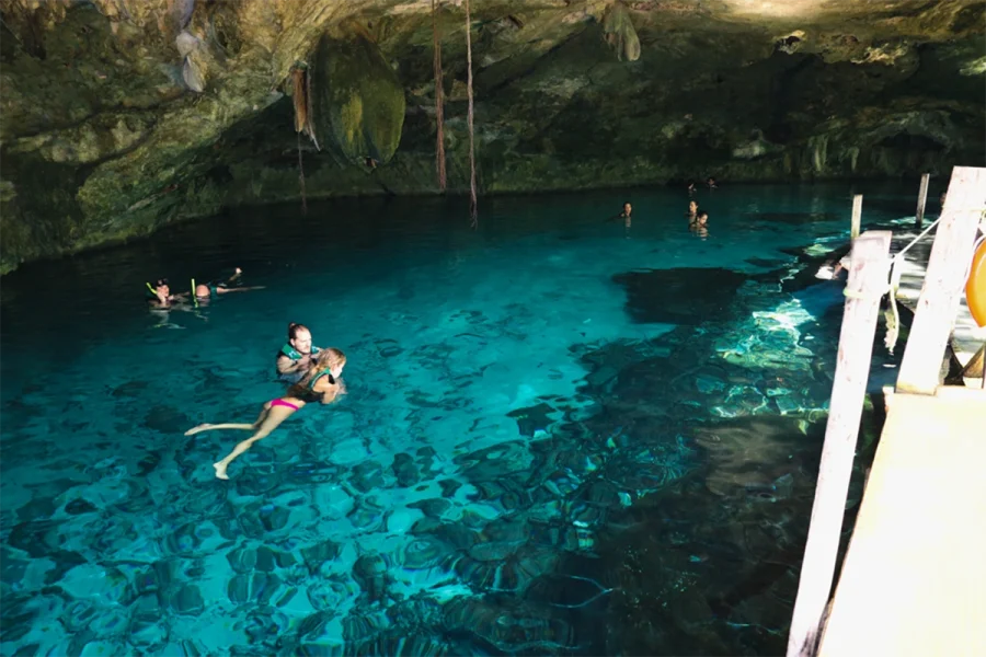 Cenote Dos Ojos: Solo acceso